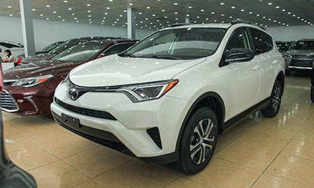 Toyota RAV4 2017 đầu tiên tại Việt Nam